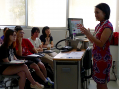 Students interact with Ajisen Ramen Vice President, Ms Yoshie Shigemitsu.